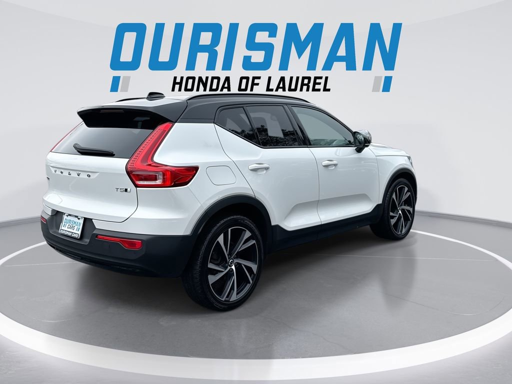 Used 2021 Volvo XC40 T5 R-Design w/ Advanced Package image 8