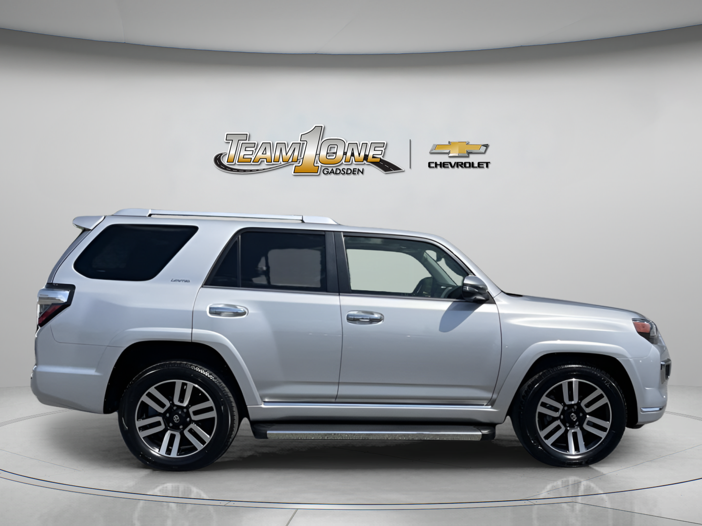 Used 2024 Toyota 4Runner Limited RWD image 9