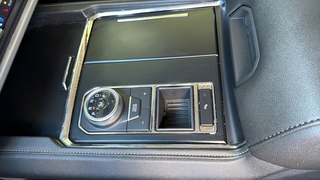 Used 2022 Ford Expedition XLT RWD image 17