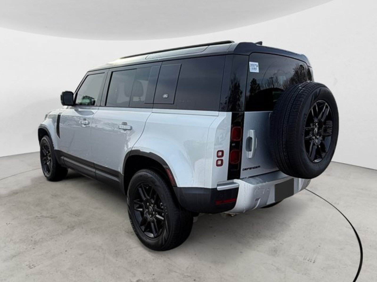 Certified 2024 Land Rover Defender 110 S AWD/4WD image 6