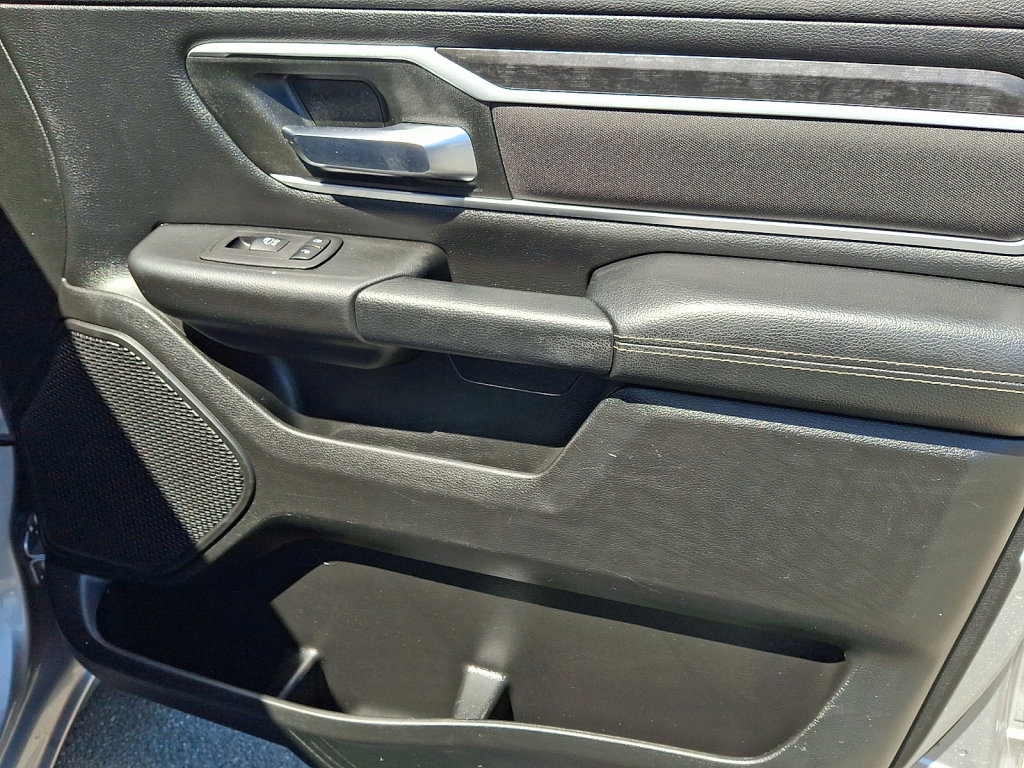 Used 2023 RAM 1500 Big Horn AWD/4WD image 10