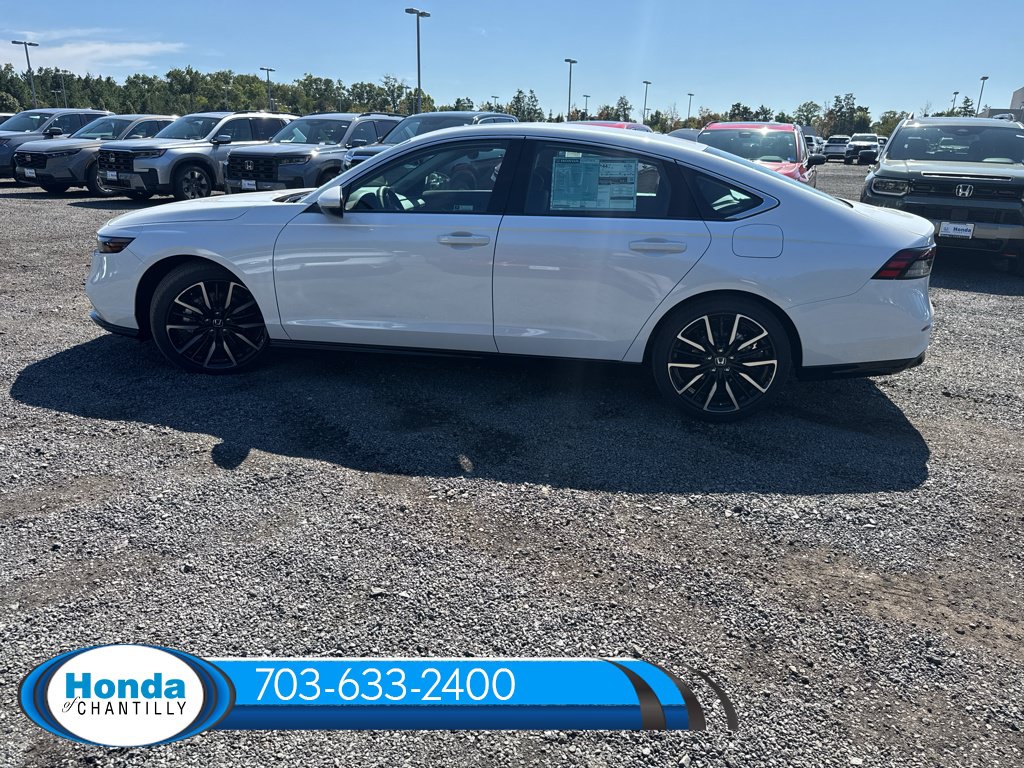 New 2026 Honda Accord Hybrid Touring image 4