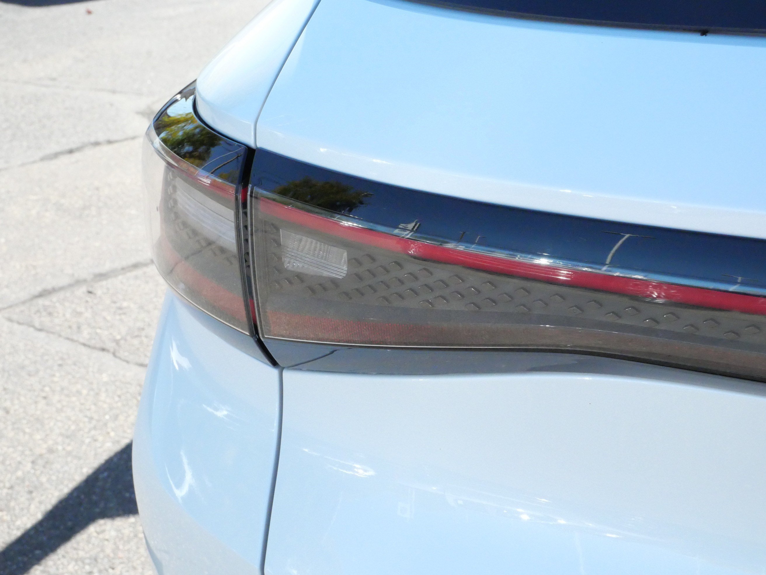 Certified 2025 Volkswagen ID.4 Pro S AWD/4WD image 17