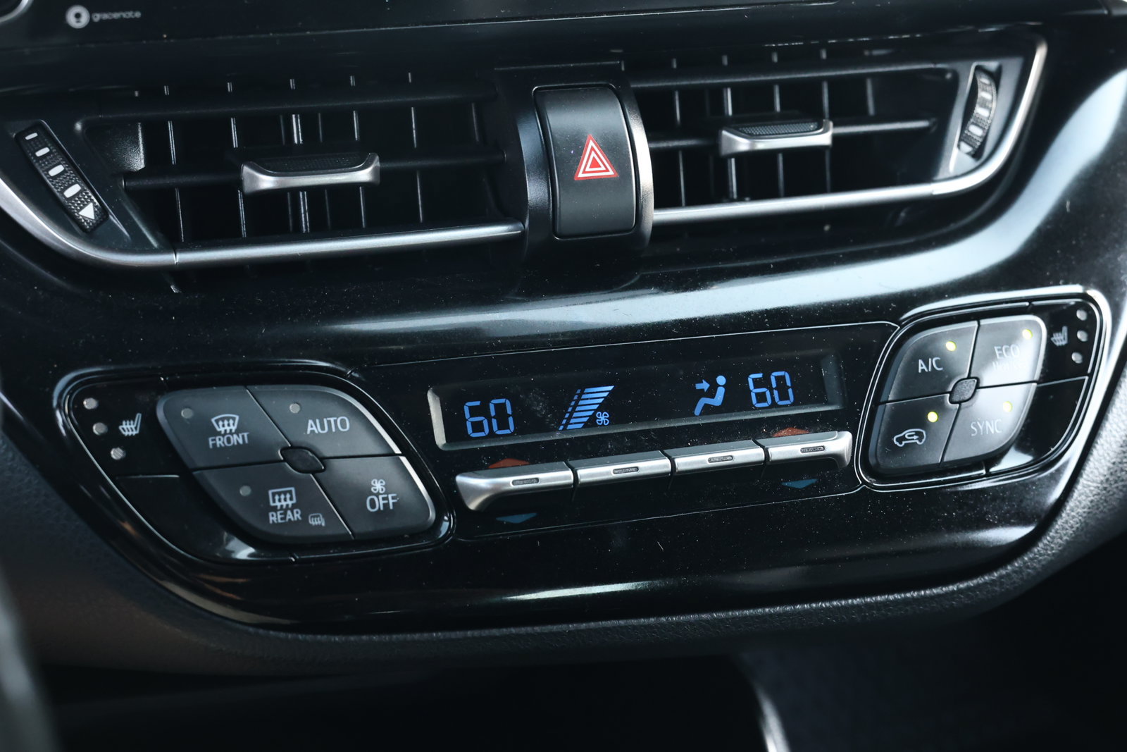 Used 2019 Toyota C-HR Limited FWD image 21