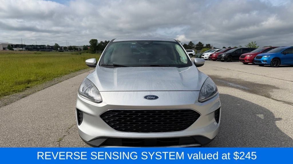 Used 2020 Ford Escape SE FWD image 2
