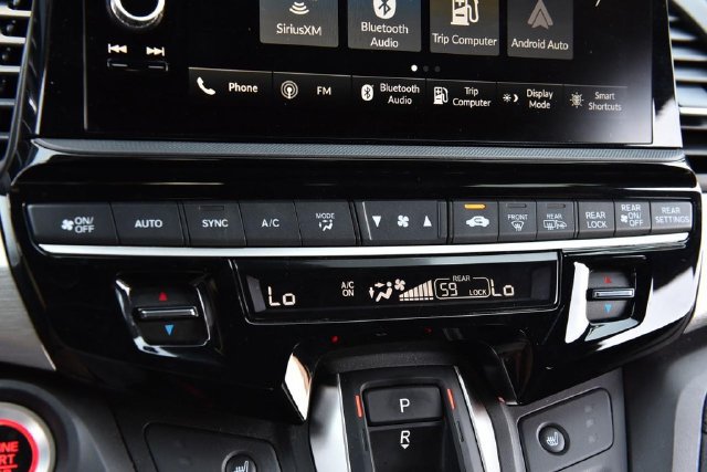 Used 2025 Honda Odyssey Sport-L image 16