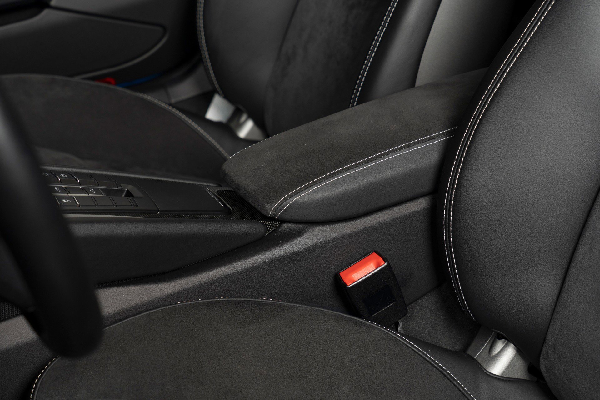 Used 2018 Porsche 911 Targa 4 GTS image 24