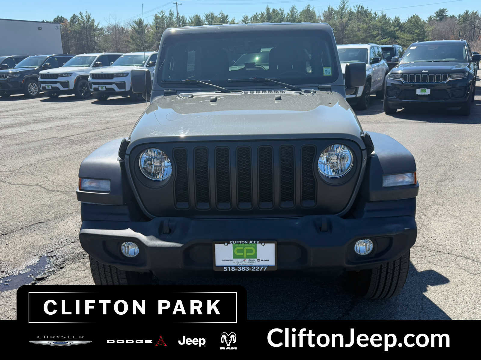 Used 2022 Jeep Wrangler Unlimited Sport image 2