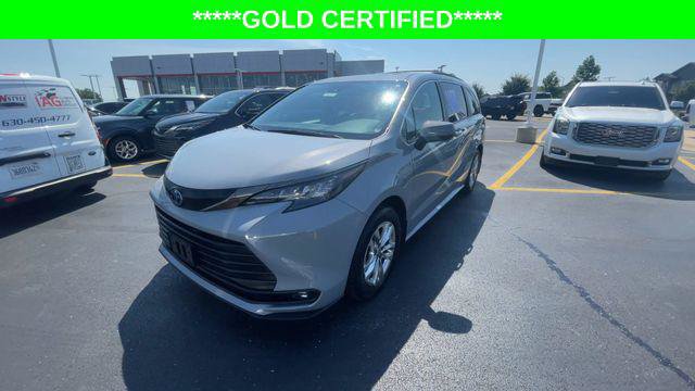Certified 2022 Toyota Sienna XLE Woodland Edition AWD/4WD image 6