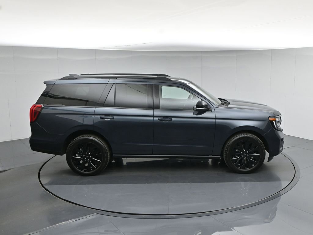 Used 2025 Ford Expedition Platinum w/ Stealth Appearance Package image 45