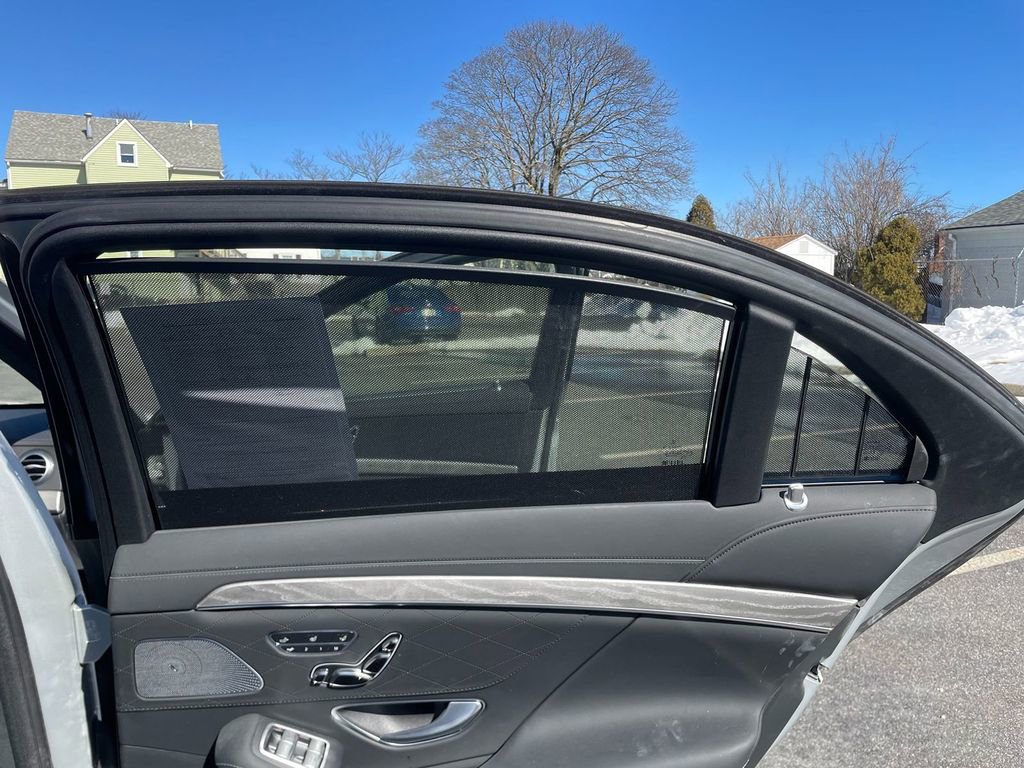 Used 2016 Mercedes-Benz S 550 4MATIC Sedan image 31