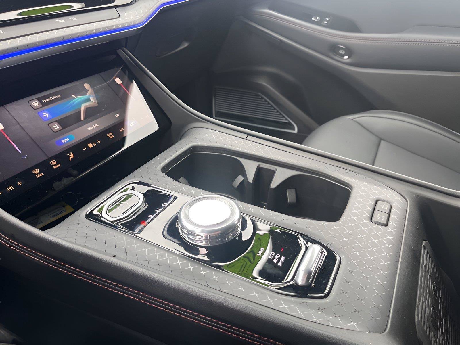 New 2025 Jeep Wagoneer S Limited AWD/4WD image 16