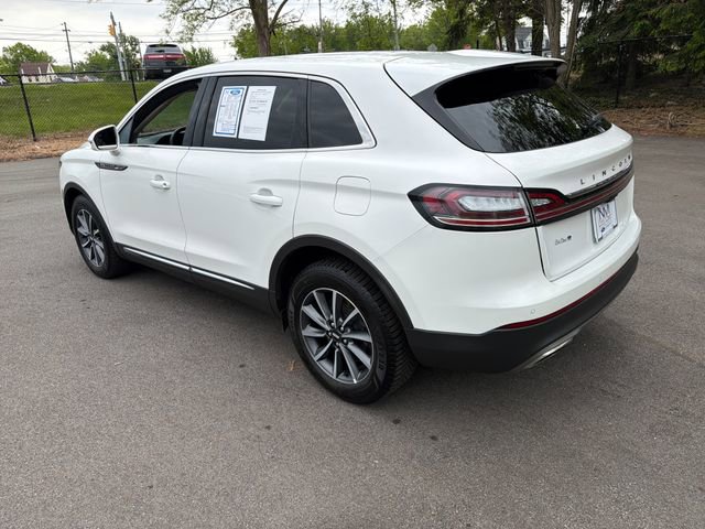 Used 2022 Lincoln Nautilus AWD image 5