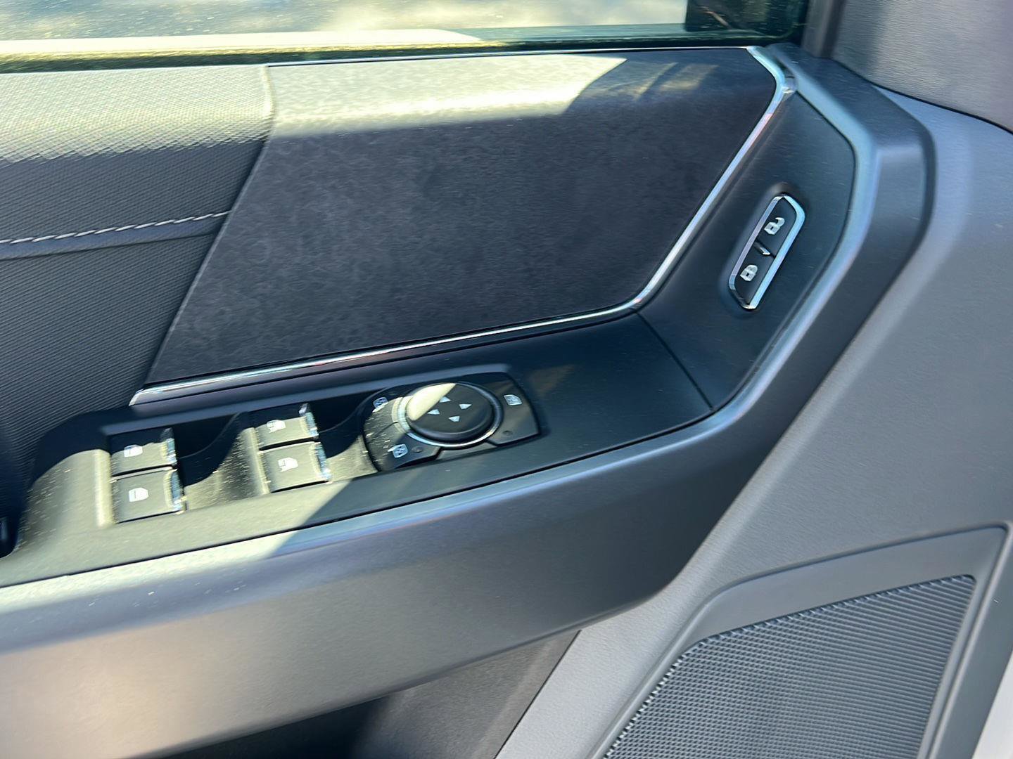 Used 2024 Ford F150 XLT w/ Equipment Group 302A MID image 33