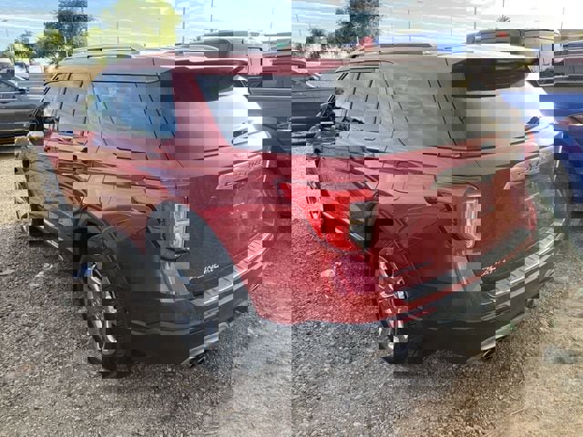 Used 2020 Ford Explorer Platinum w/ Premium Technology Package AWD/4WD image 2