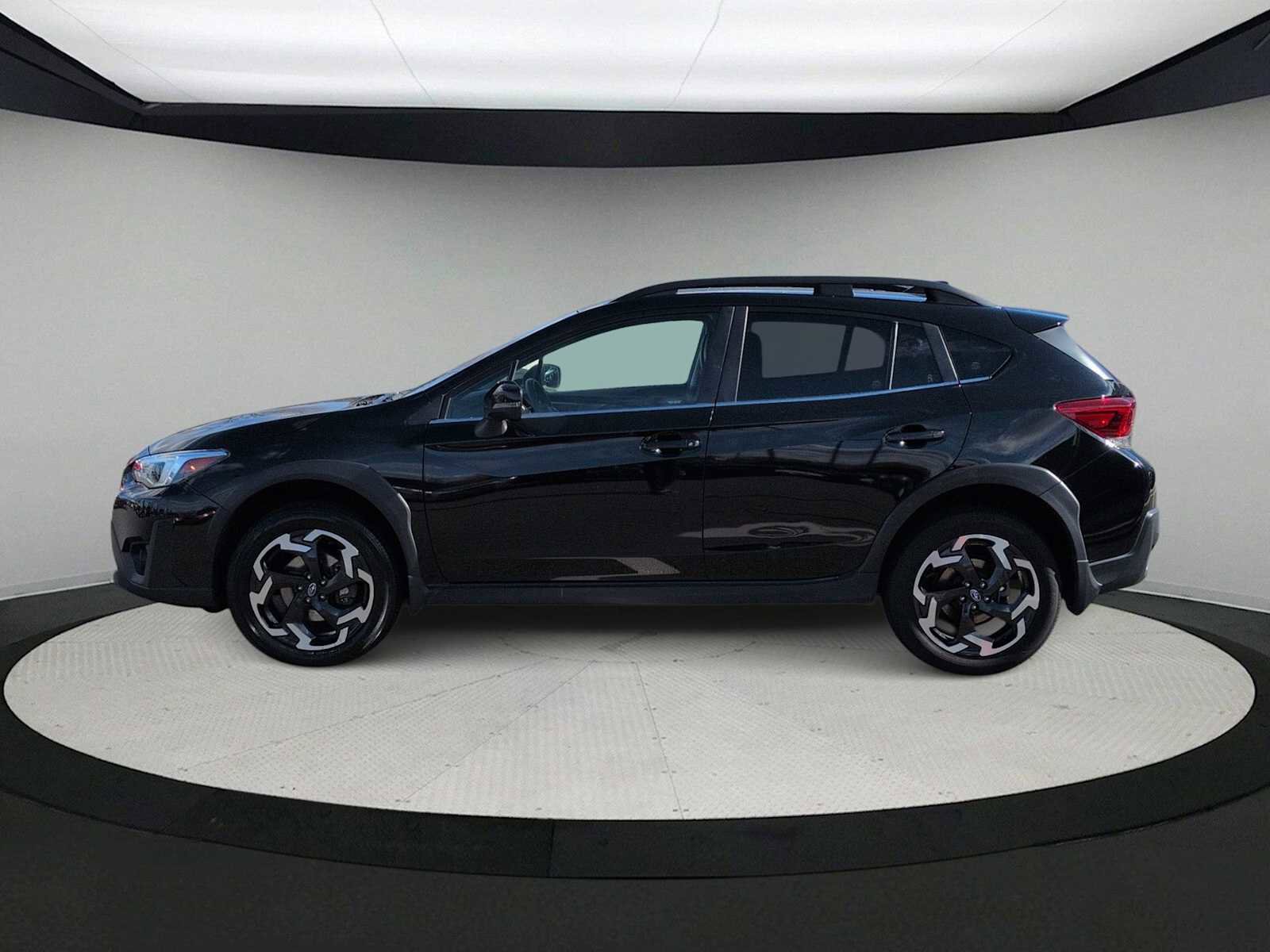 Used 2022 Subaru Crosstrek 2.5i Limited w/ Moonroof Package 2 image 5
