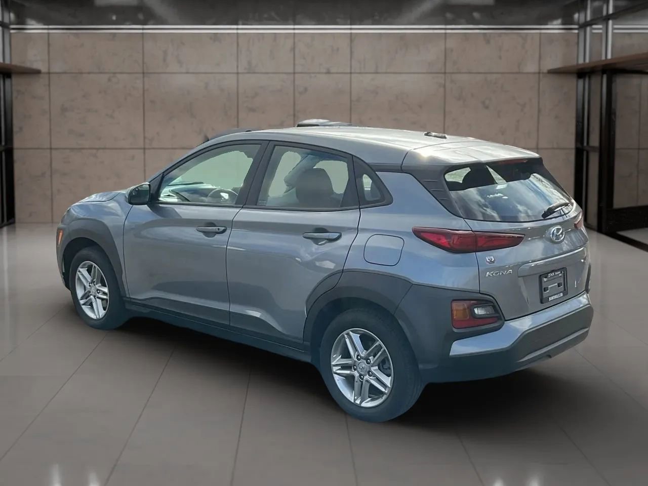 Used 2021 Hyundai Kona SE image 3