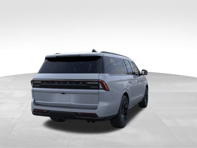 New 2025 Lincoln Navigator L Reserve w/ Jet Appearance Package AWD/4WD image 9