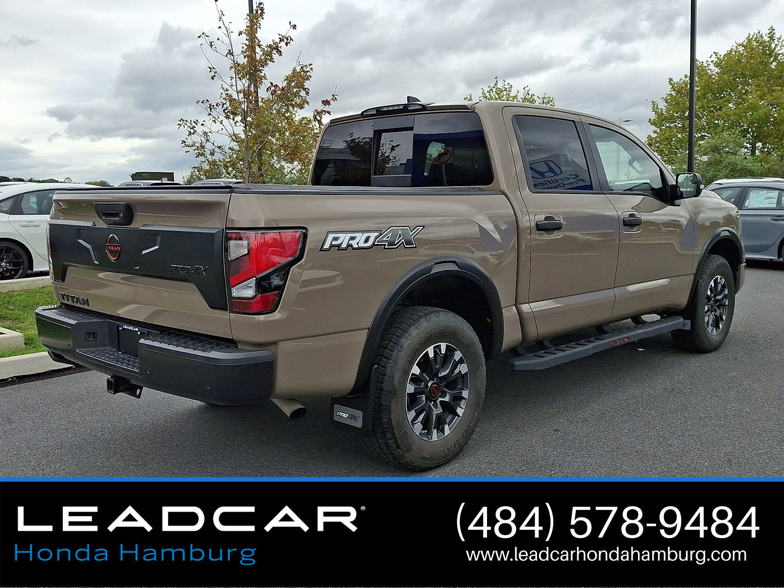 Used 2023 Nissan Titan PRO-4X w/ Pro-4x Convenience Package AWD/4WD image 7