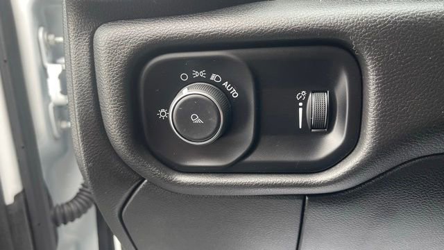 Used 2024 RAM 3500 Tradesman image 15