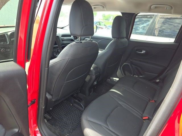 Used 2023 Jeep Renegade Limited AWD/4WD image 9