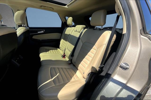 Used 2017 Ford Edge SEL w/ Equipment Group 201A image 22