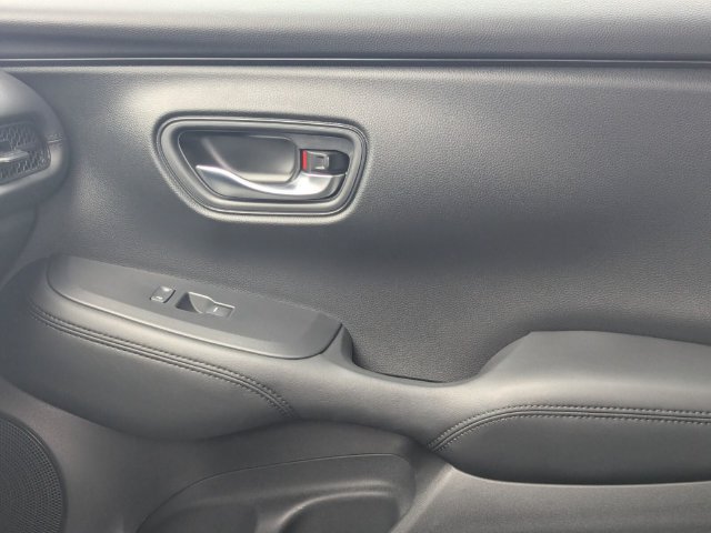 Certified 2025 Honda HR-V LX image 27