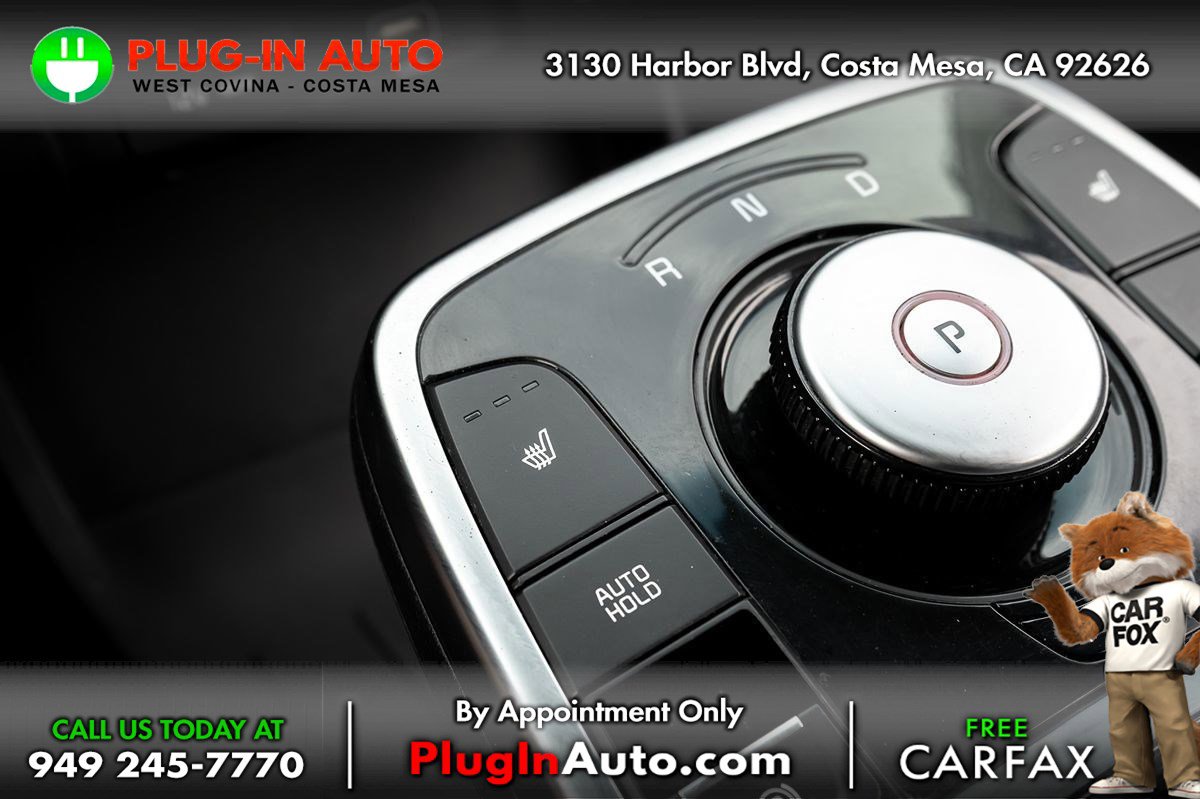 Used 2022 Kia Niro EX image 22