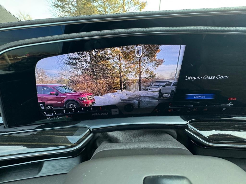 Used 2022 Cadillac Escalade Sport w/ LPO, ONYX Package image 19