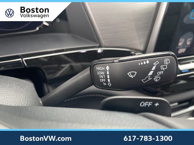 New 2025 Volkswagen Atlas Cross Sport SE image 18