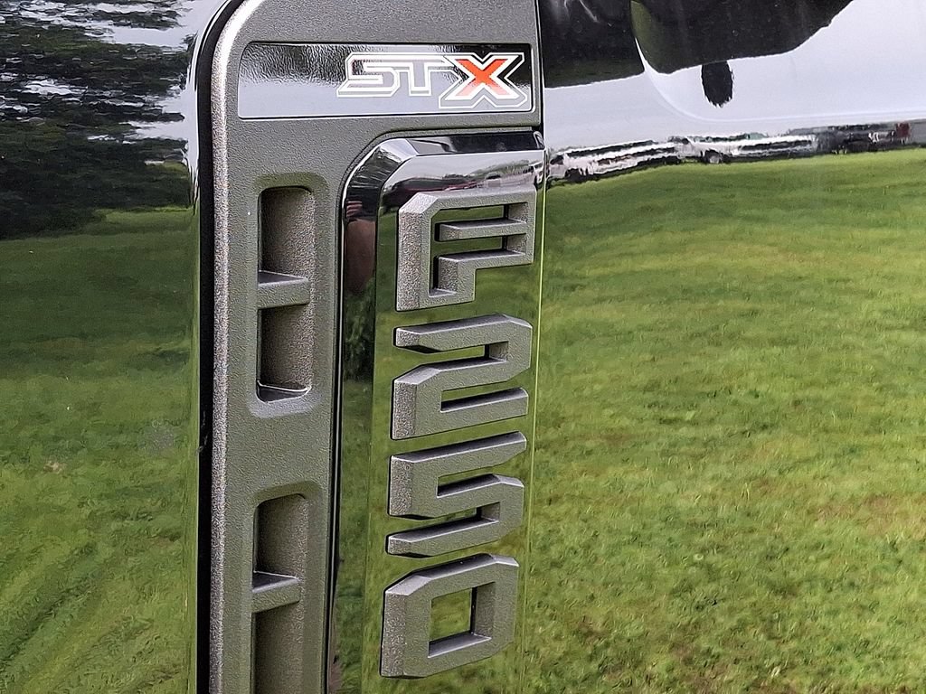 New 2026 Ford F250 XL w/ STX Appearance Package AWD/4WD image 17
