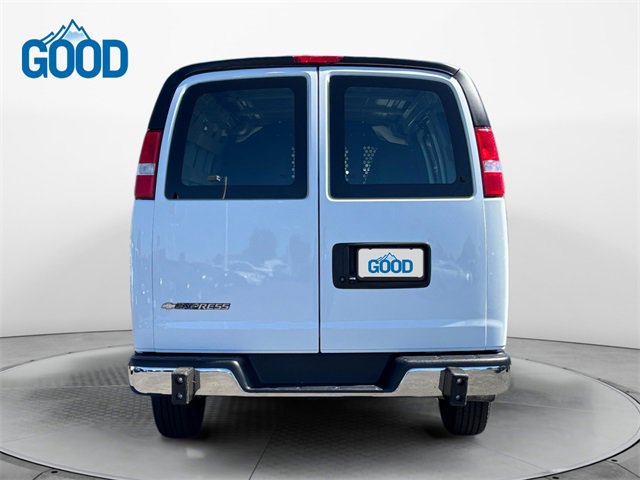 Used 2023 Chevrolet Express 2500 w/ Driver Convenience Package image 4