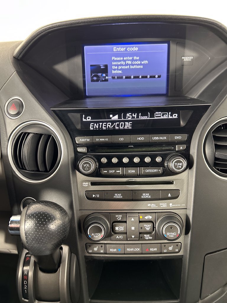Used 2013 Honda Pilot Touring image 11