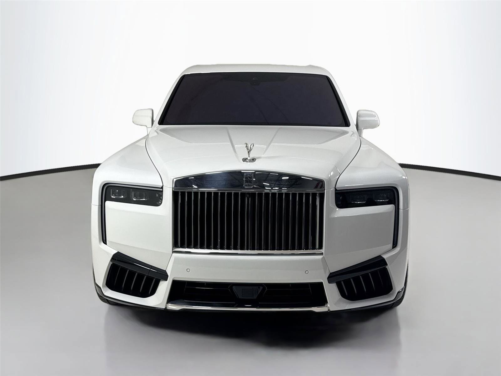 Used 2025 Rolls-Royce Cullinan AWD/4WD image 11