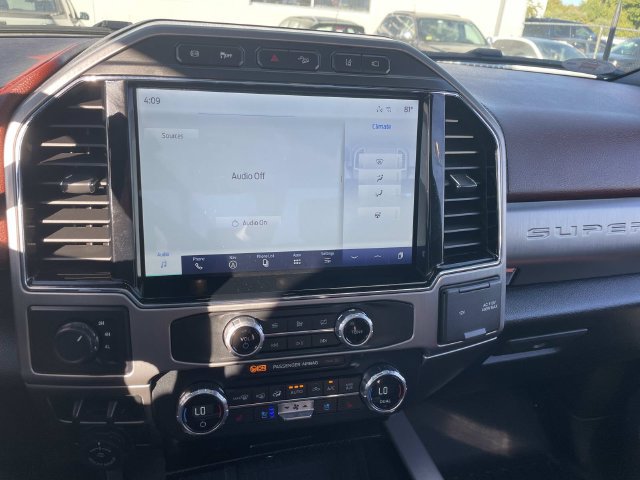 Used 2022 Ford F350 Platinum AWD/4WD image 29