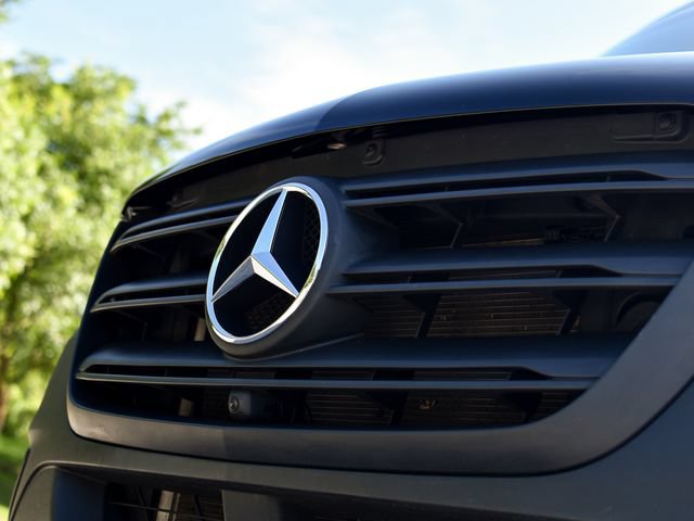 Used 2020 Mercedes-Benz Sprinter 2500 image 7