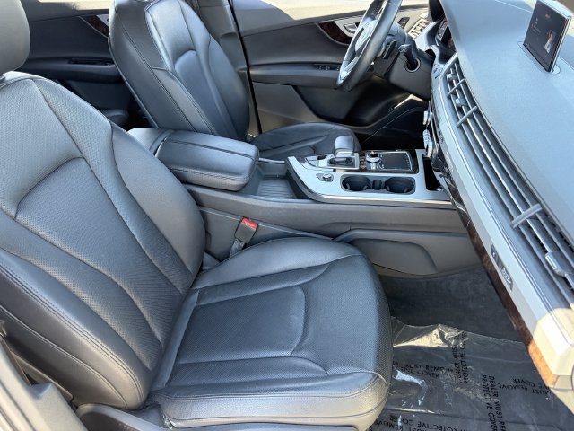 Used 2019 Audi Q7 2.0T Premium Plus w/ Premium Plus Package AWD/4WD image 19