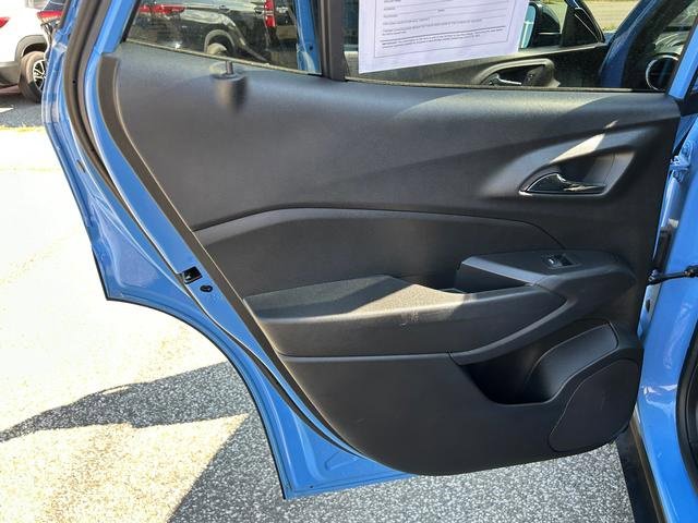 Used 2024 Chevrolet Trax RS w/ Driver Confidence Package image 13