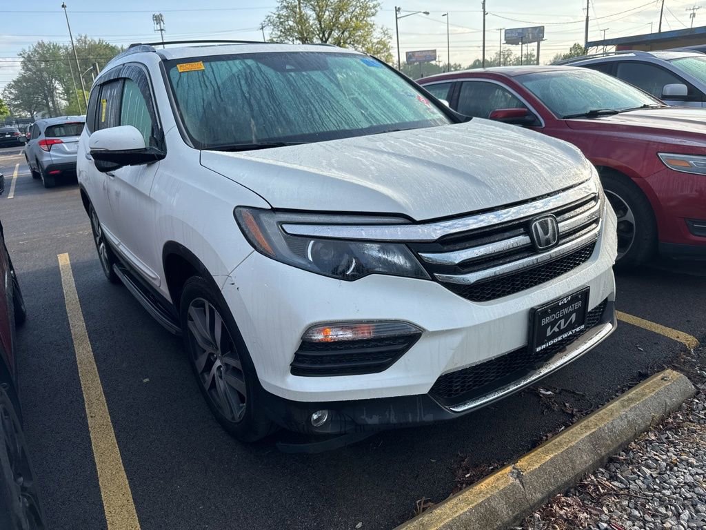Used 2016 Honda Pilot Touring image 2