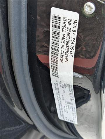 Used 2023 Chrysler Pacifica Touring-L image 25