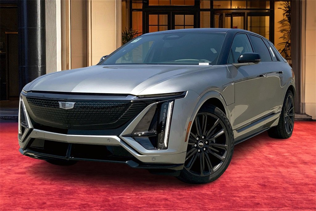 New 2026 Cadillac Lyriq V