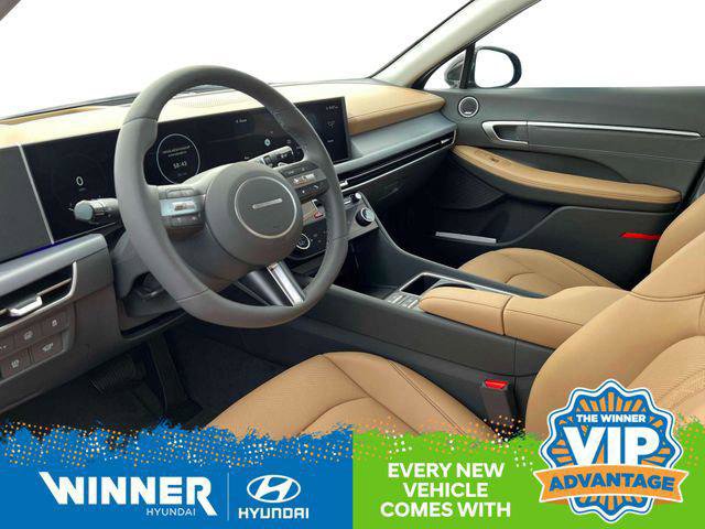 New 2025 Hyundai Sonata Limited image 15