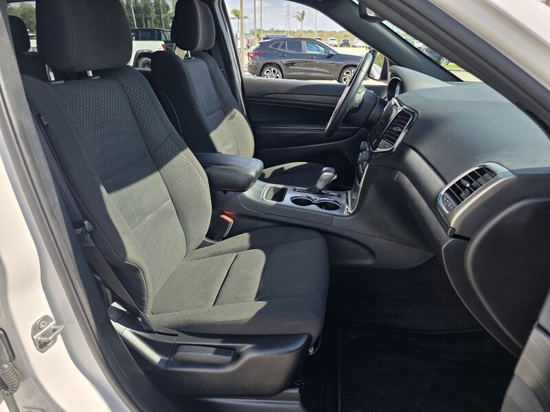 Certified 2022 Jeep Grand Cherokee Laredo E RWD image 17