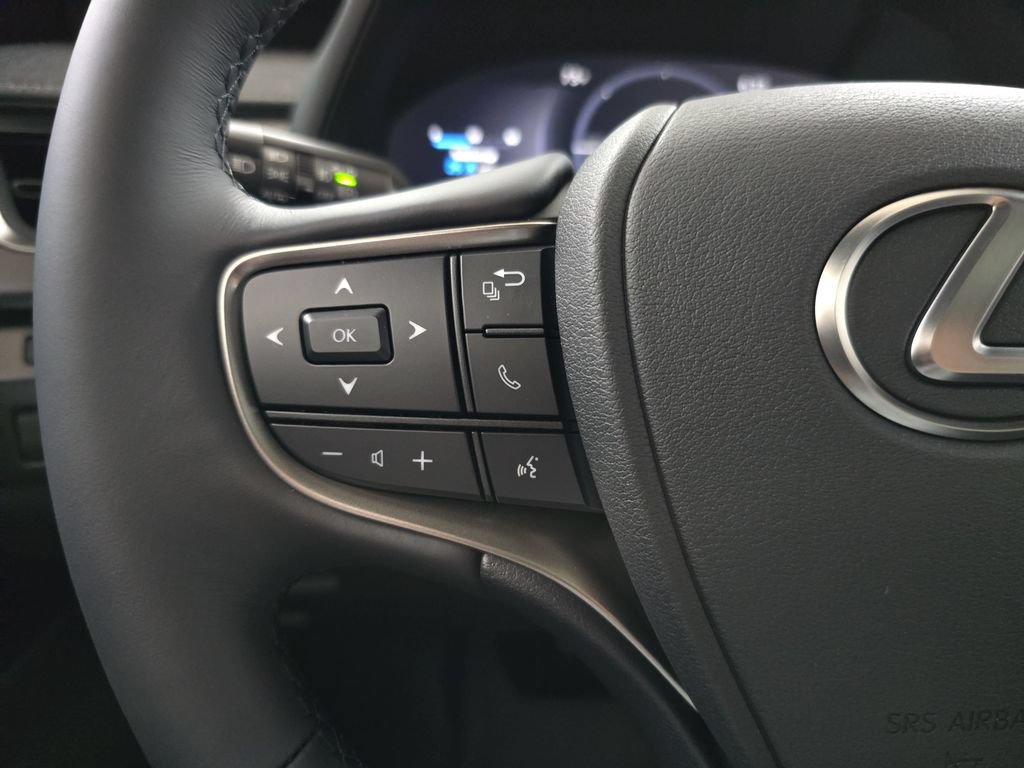 New 2026 Lexus UX 300h AWD w/ Accessory Package (2T) image 17