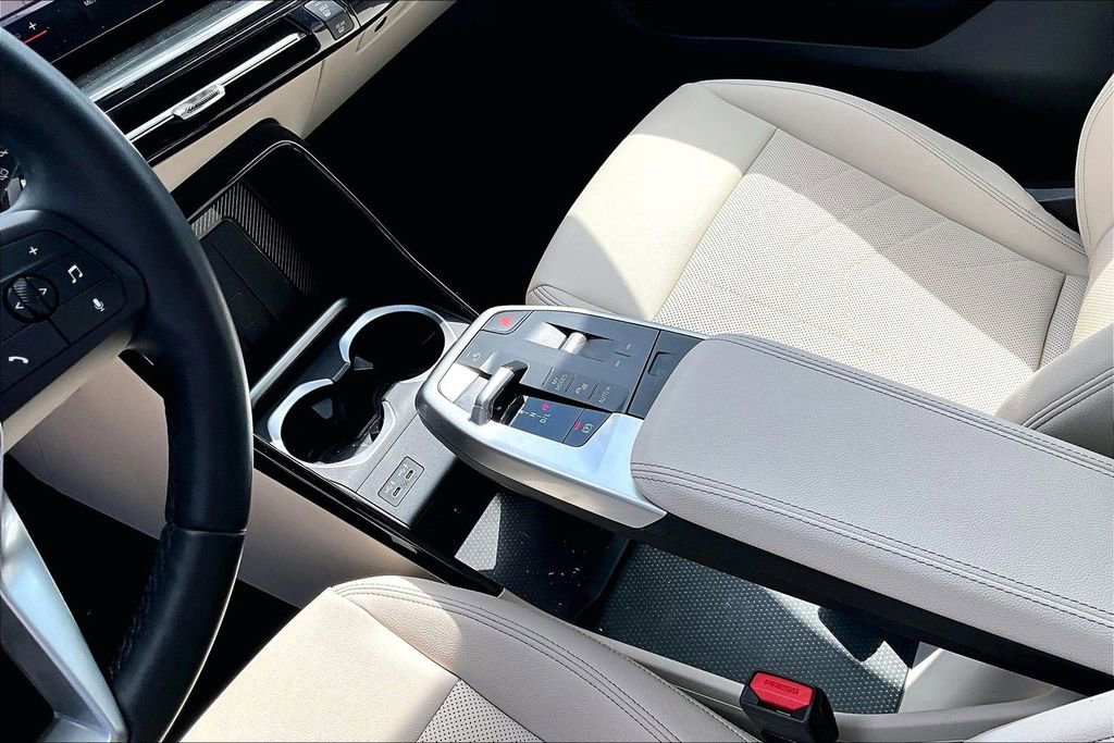 Used 2023 BMW X1 xDrive28i w/ Convenience Package image 16