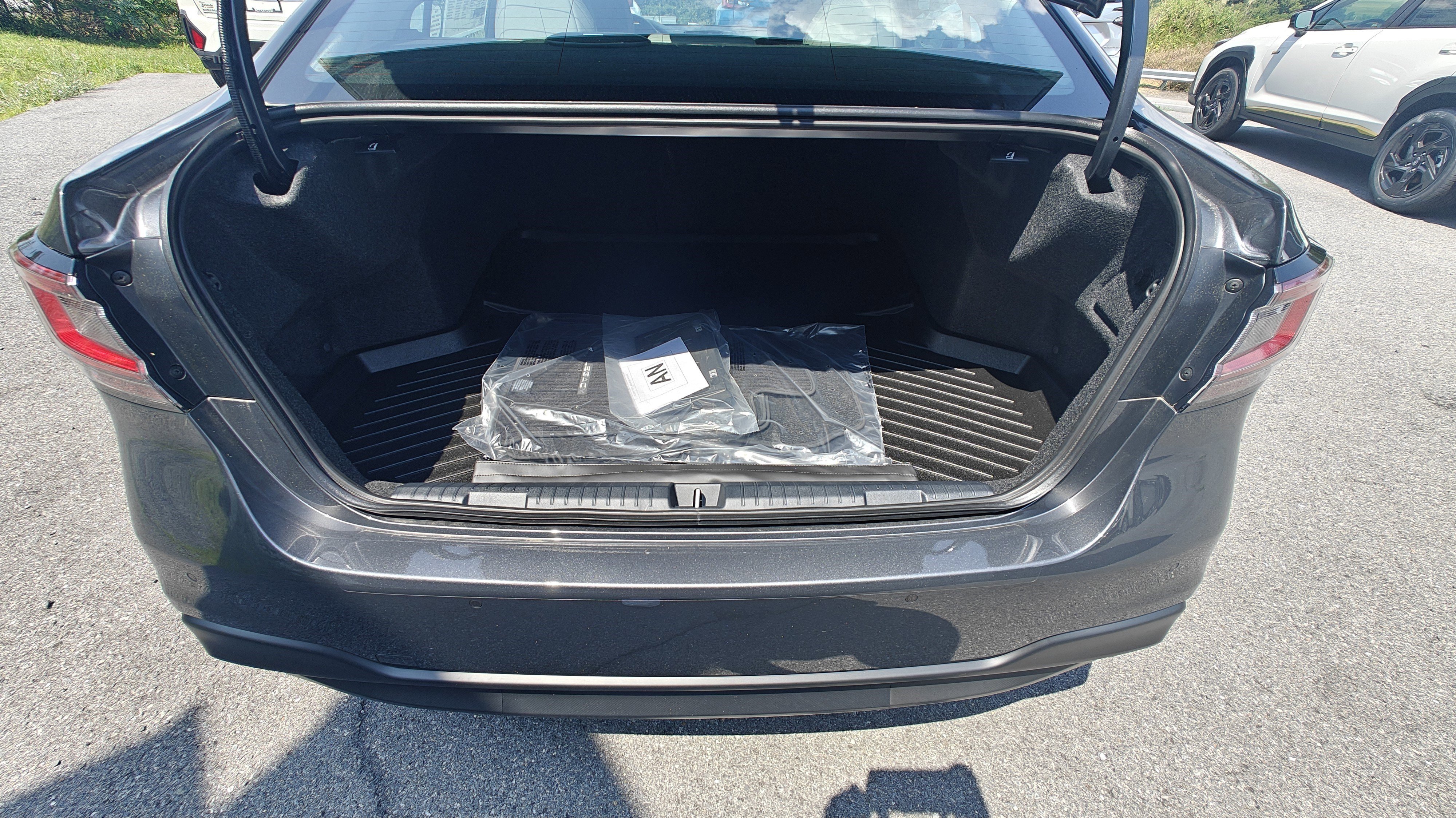 New 2025 Subaru Legacy Limited image 5