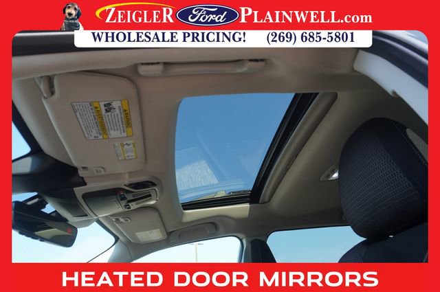 Used 2023 Subaru Outback Premium image 18