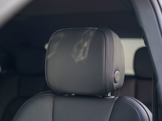 New 2026 Porsche Macan AWD/4WD image 19