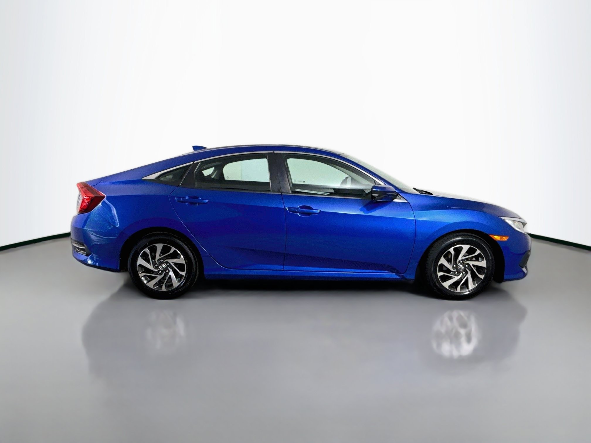 Used 2018 Honda Civic EX image 11