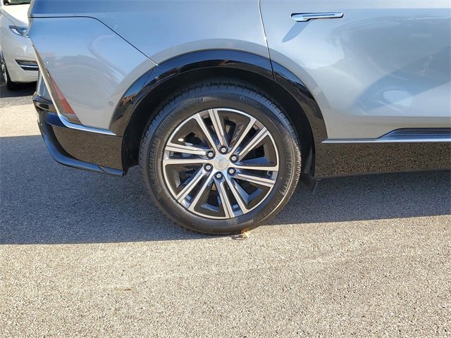 Certified 2024 Cadillac Lyriq Luxury image 7